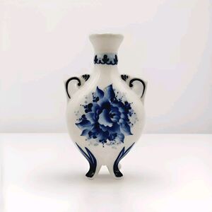 Vtg Gzhel Russian Porcelain Handmade Blue and White Floral Vase Unique